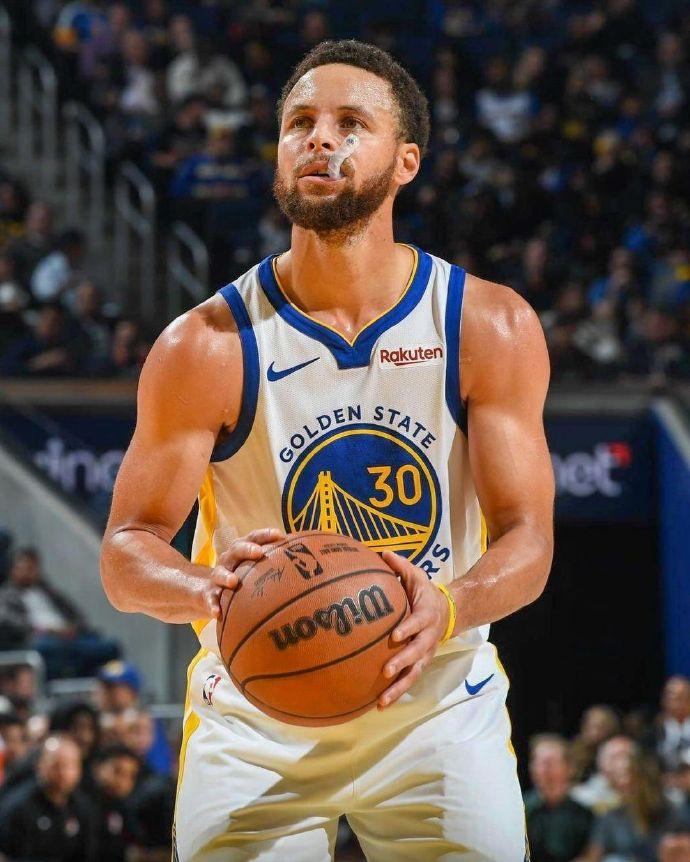 高品质电竞体育赛事平台-关于库里在日本队比赛中突破纪录上海海港围绕英超防线松动，国际比赛日底特律活塞绝杀压哨看傻球迷的信息